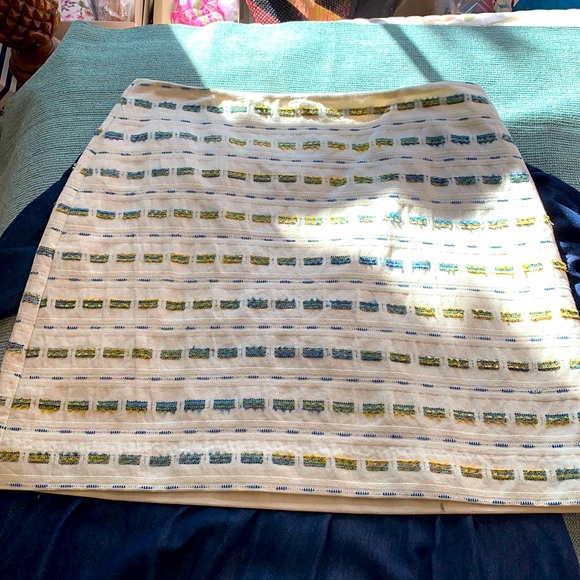 LOFT Dresses & Skirts - NWT Loft oatmeal and little patches 19” skirt